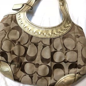 AUTHENTIC COACH PURSE